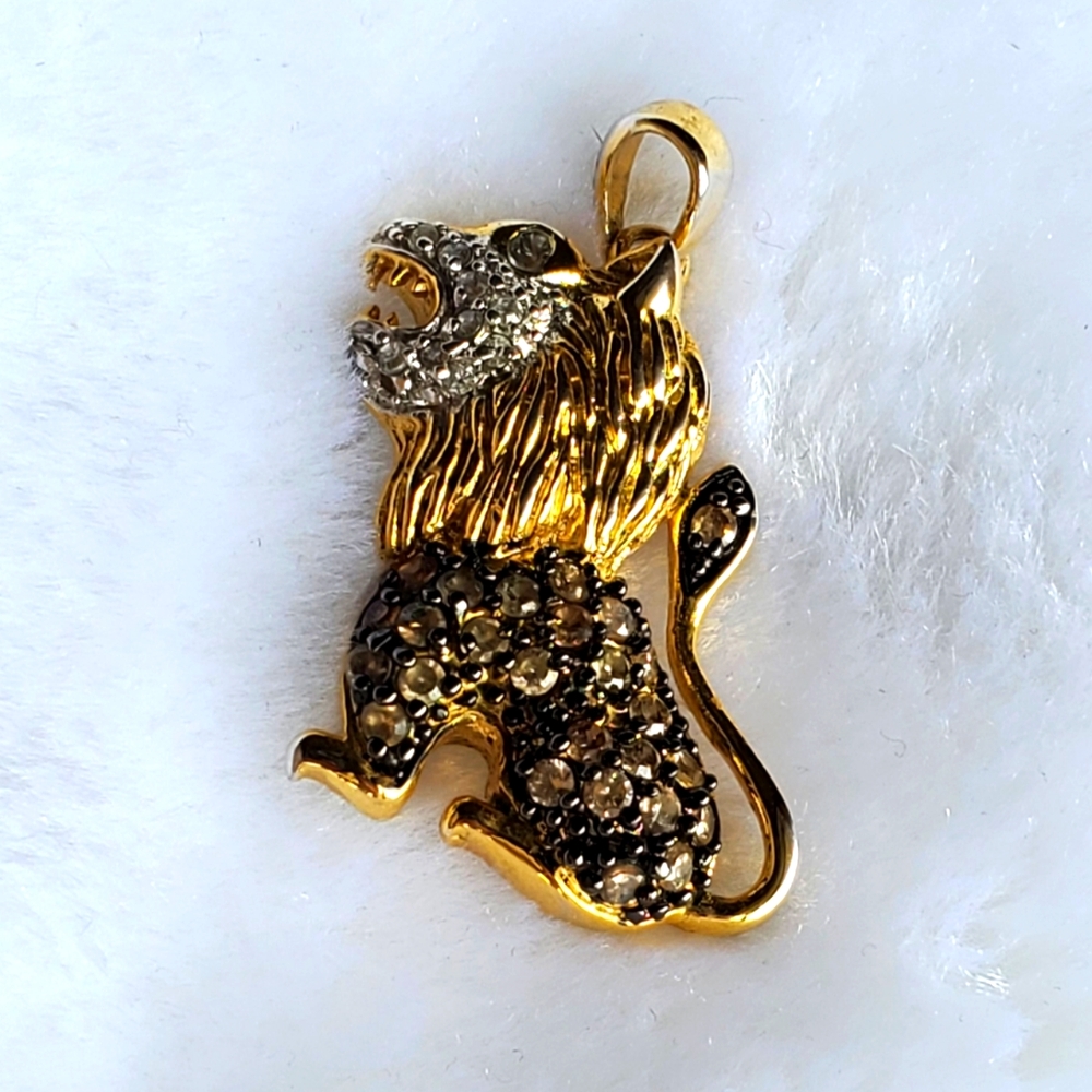 Vtg. Animal Lion Pendant
